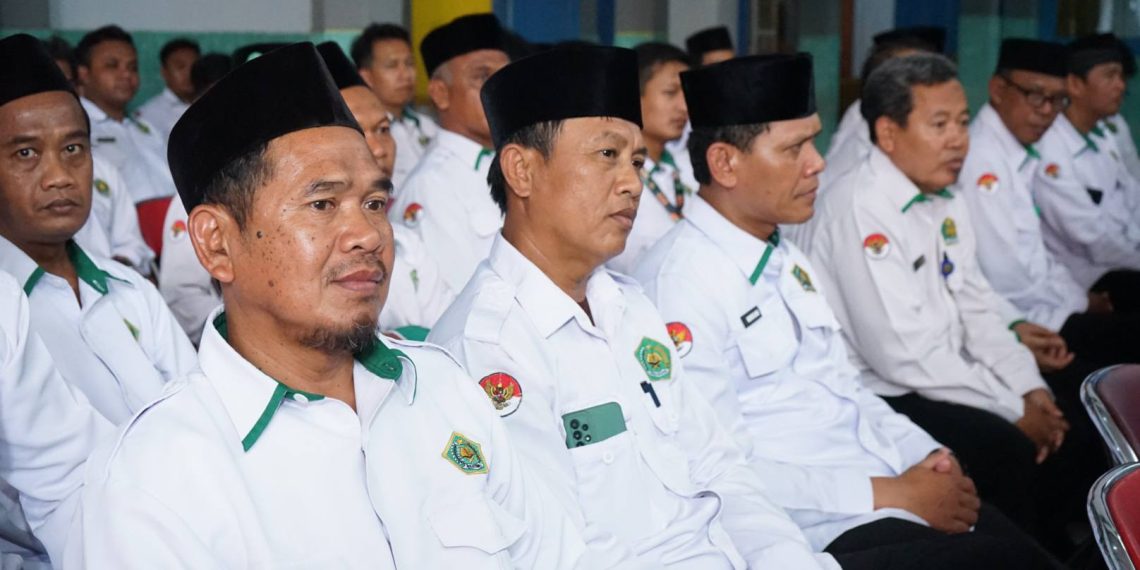 Guru MI Tiga Kecamatan Ikuti Pembinaan dan Seminar Pendidikan di MIN 4 Sragen