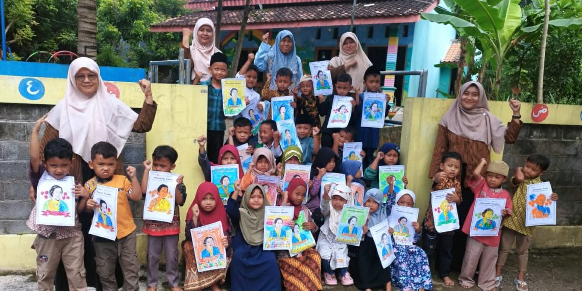 Semangat Kartini Mewarnai Keceriaan di RA BAKTI Purworejo Gemolong