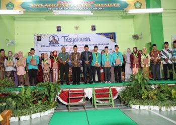Kasubag TU Ajak Siswa Kelas IX Jaga Iman, Ilmu dan Akidah Selepas Lulus MTs