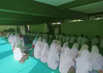 Kuatkan Hati Jelang Pengumuman Ujian, MAN 3 Sragen Ajak Siswa Lakukan Istighotsah