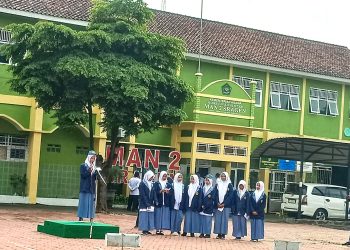 Satu Suara Seribu Harapan, MAN 2 Sragen Gelorakan Semangat Kebangkitan Nasional Lewat Puisi dan Patriotisme