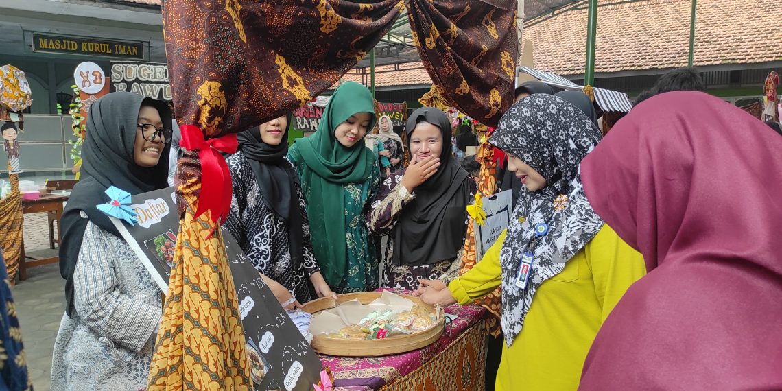 MAN 1 Sragen Gelar Karya P5RA: Lestarikan Budaya, Sehatkan Jiwa Raga, dan Wujudkan Profil Pelajar Pancasila