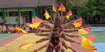 Pramuka MTsN 8 Sragen Gelar Lomba Variasi Semaphore