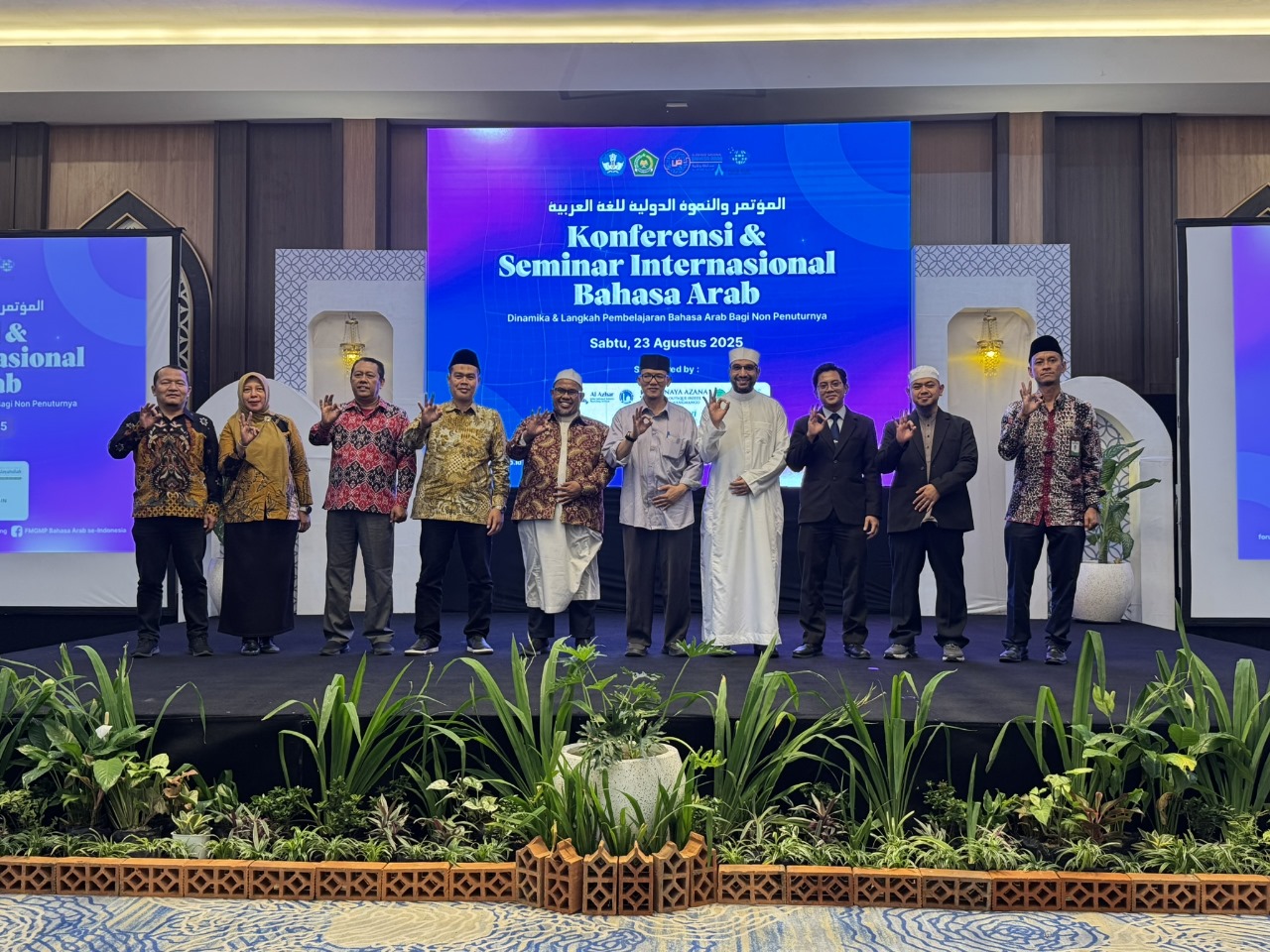 Perkuat Kompetensi Bahasa Arab, MIN 1 Sragen Berpartisipasi dalam OBA Provinsi dan Seminar Internasional Bahasa Arab