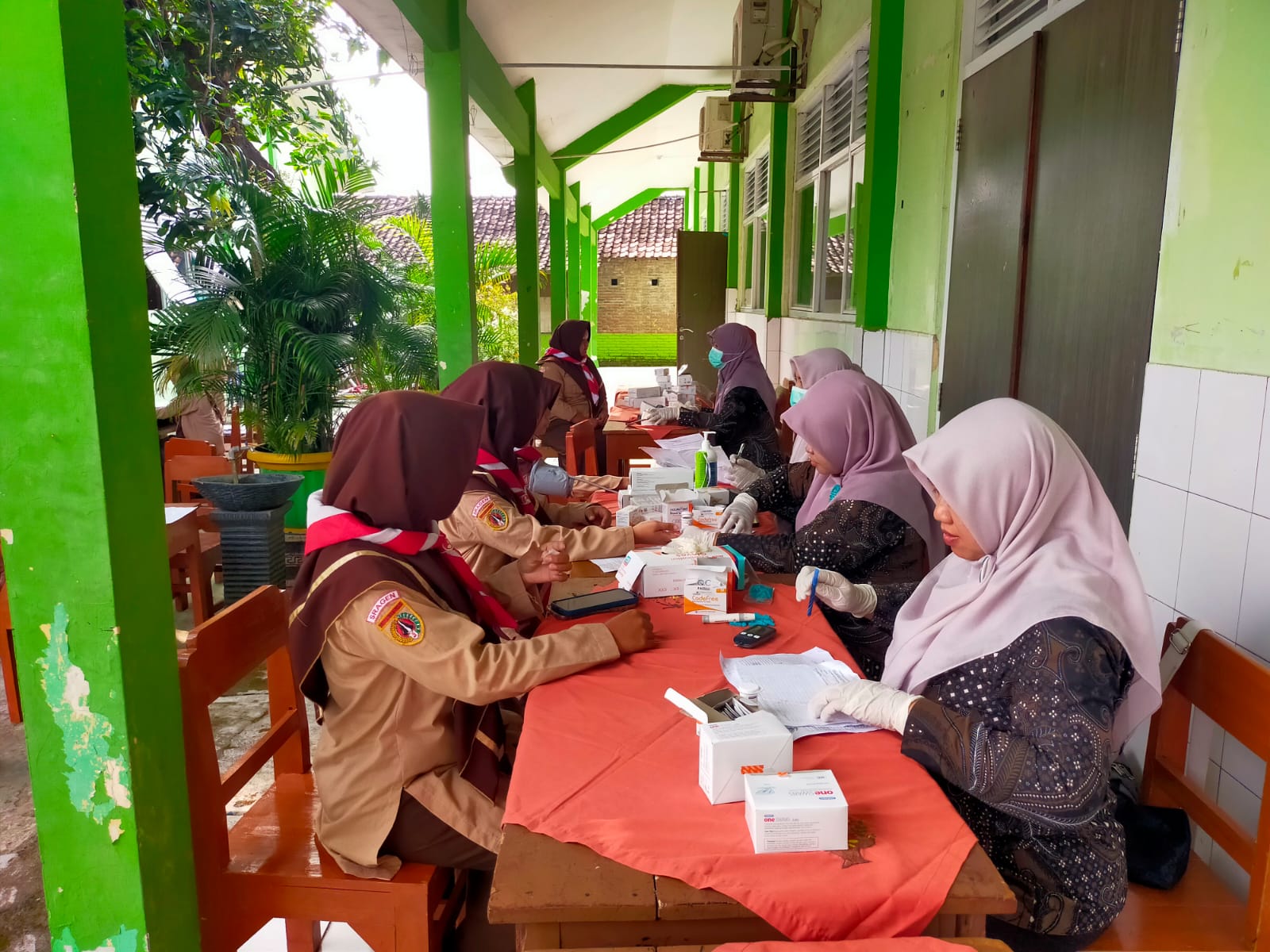 MTsN 4 Sragen Rangkul Puskesmas Plupuh, Laksanakan Cek Kesehatan Gratis untuk 1.030 Peserta Didik