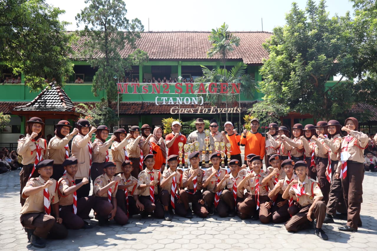 Konsisten! MTsN 2 Sragen Pertahankan Gelar Juara Umum di Kemah HUT Pramuka 2025