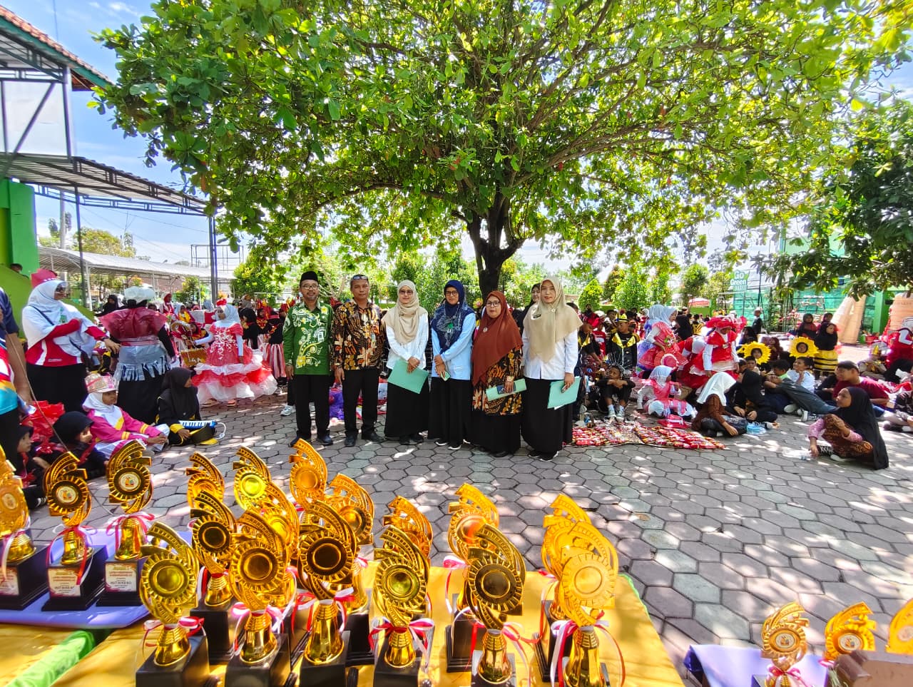 Menuju Madrasah Adiwiyata, MIN 5 Sragen Gelar Lomba Ramah Lingkungan