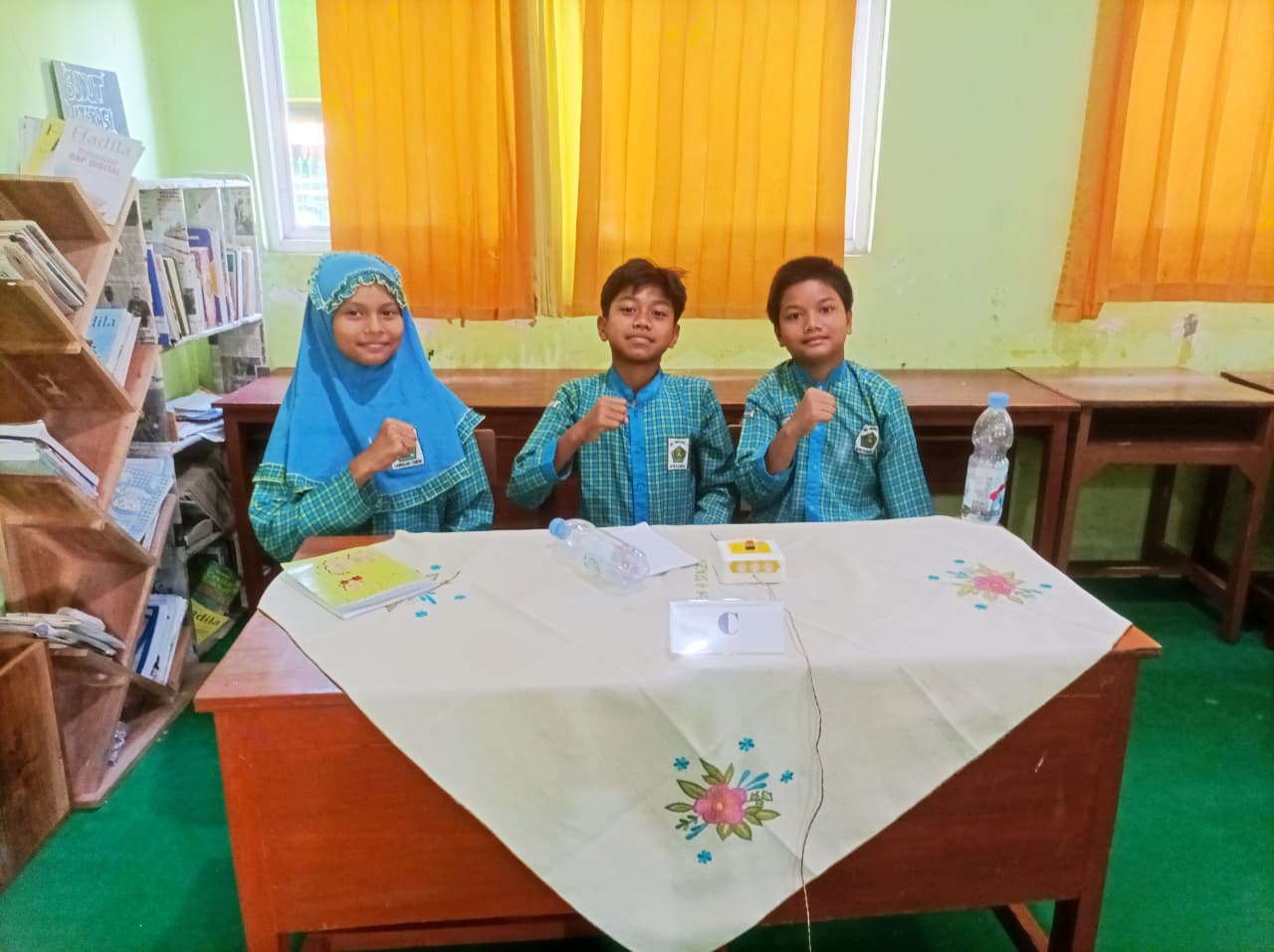 MIN 1 Sragen Tambah Koleksi Prestasi di Milad MTsN 4 Sragen: Juara 1 LCC Sains & Harapan Kaligrafi