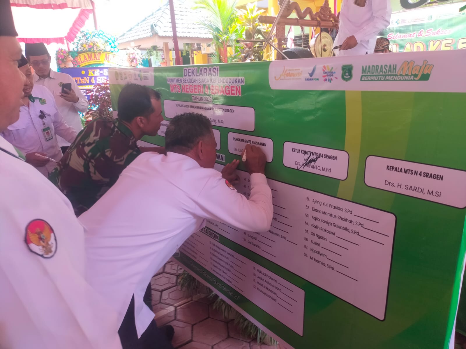 MTsN 4 Sragen Resmi Jadi Sekolah Siaga Kependudukan
