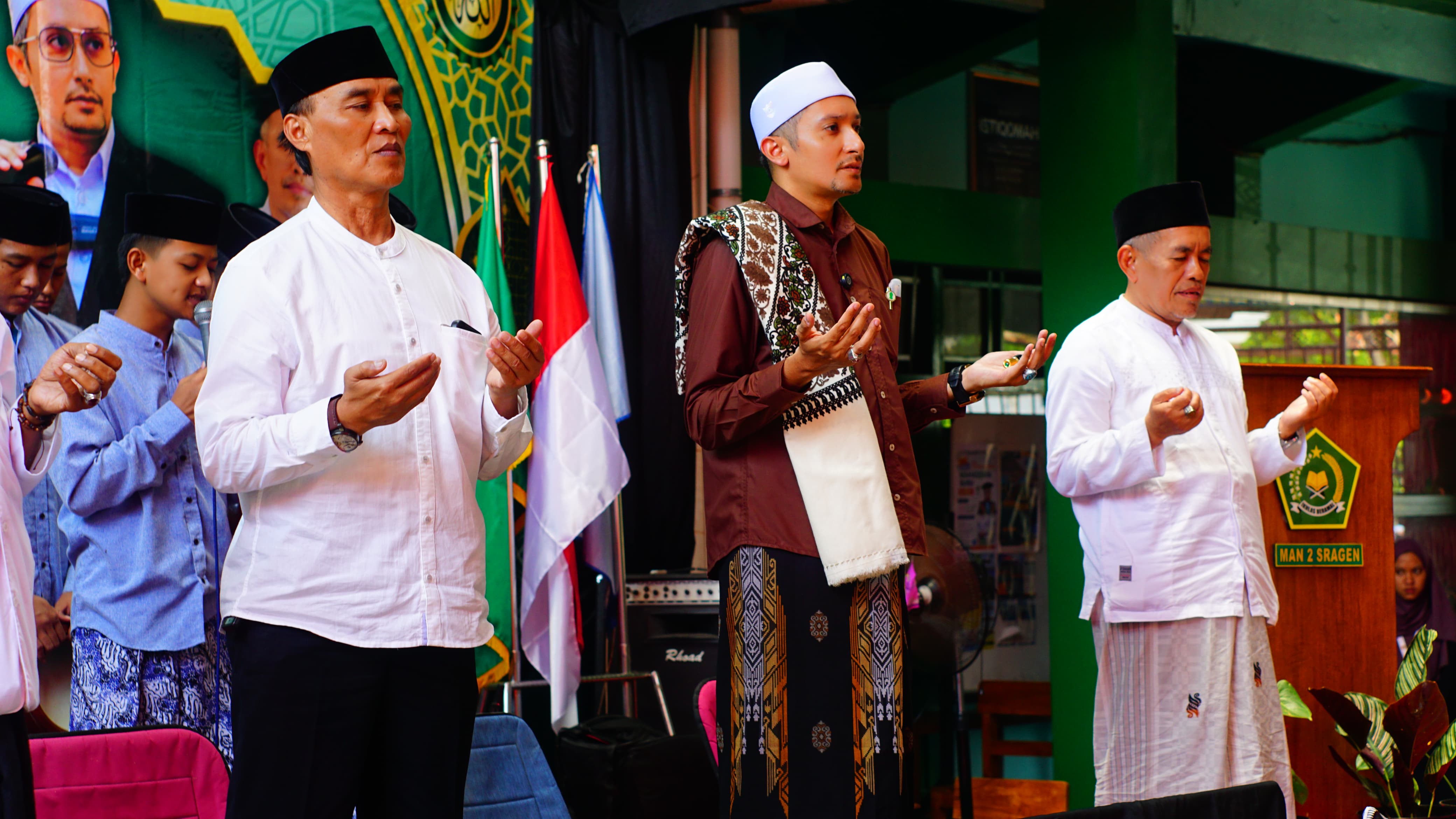 Kepala MAN 2 Sragen Harapkan Siswa Teladani Akhlak Nabi Dalam Kehidupan Sehari-Hari