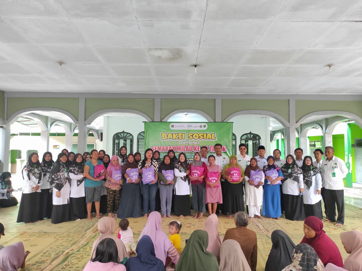 Bakti Sosial Warnai Peringatan Milad ke-44 MAN 1 Sragen