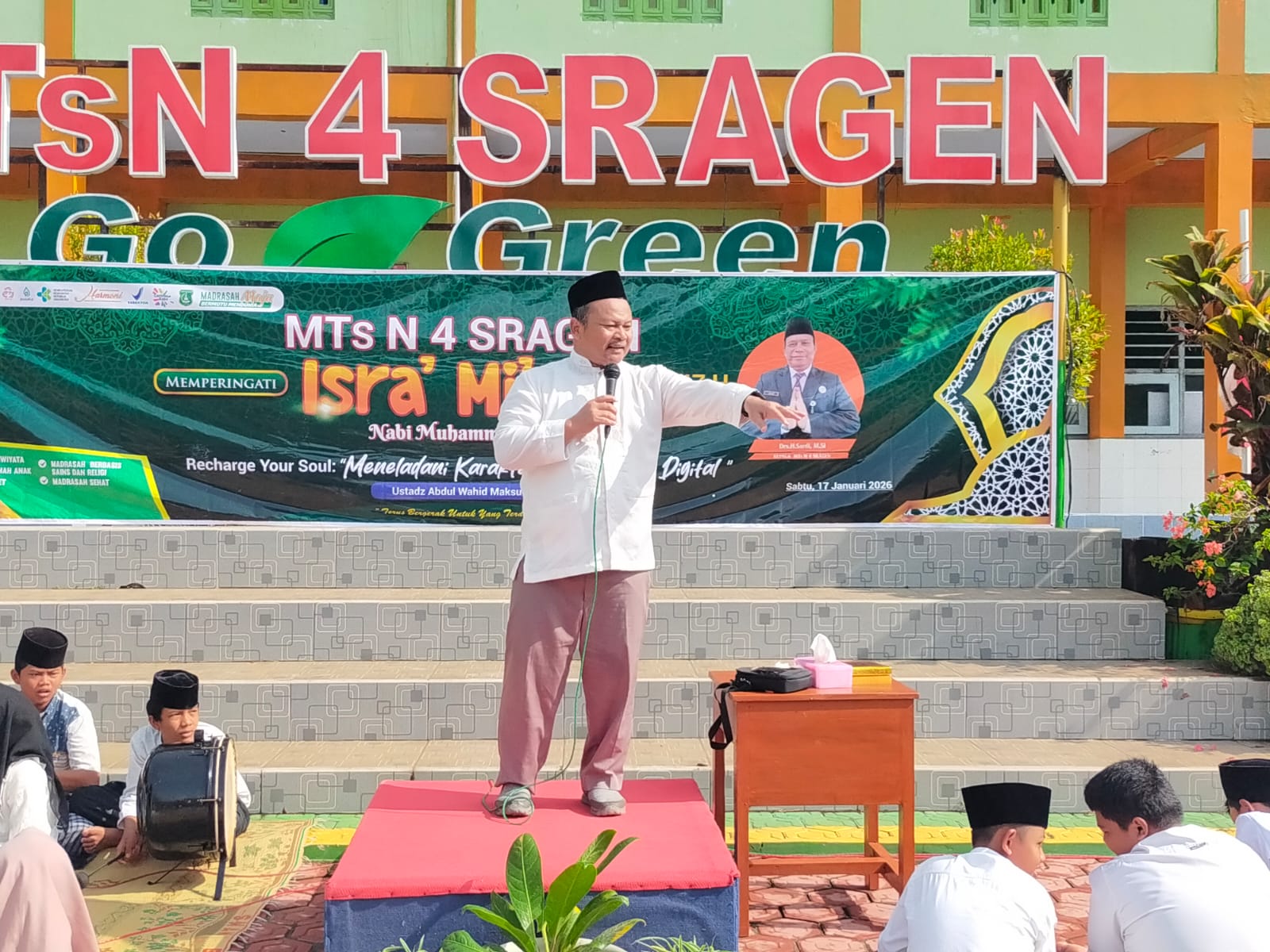 Penguatan Karakter, Siswa MTsN 4 Sragen Peringati Isra Mikraj untuk Tingkatkan Kualitas Sholat