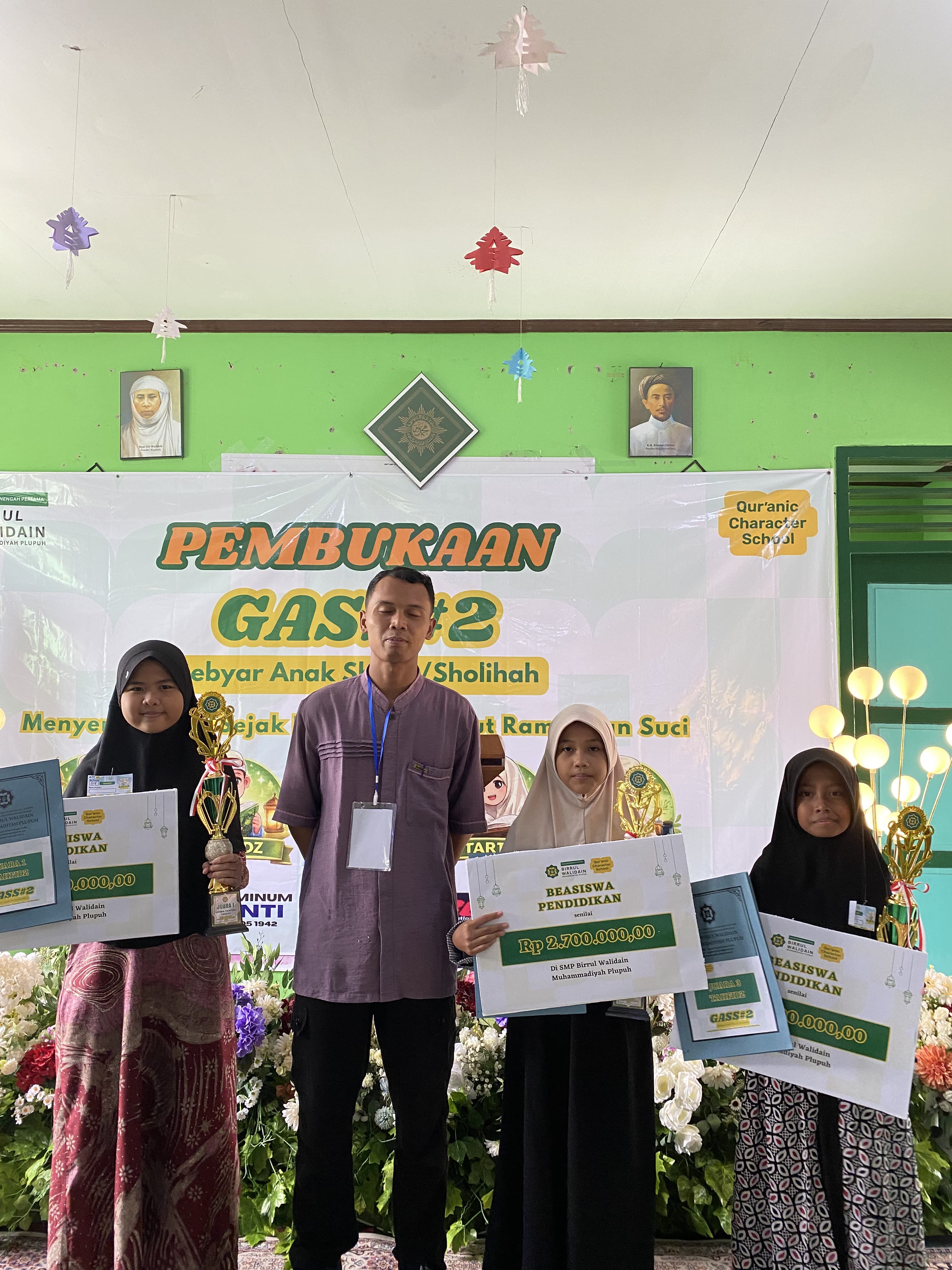 Dua Prestasi, Satu Kebanggaan! MIN 1 Sragen Sabet Juara 2 Tahfidz dan E-Sport di SMP Birul Walidain Muhammadiyah Plupuh