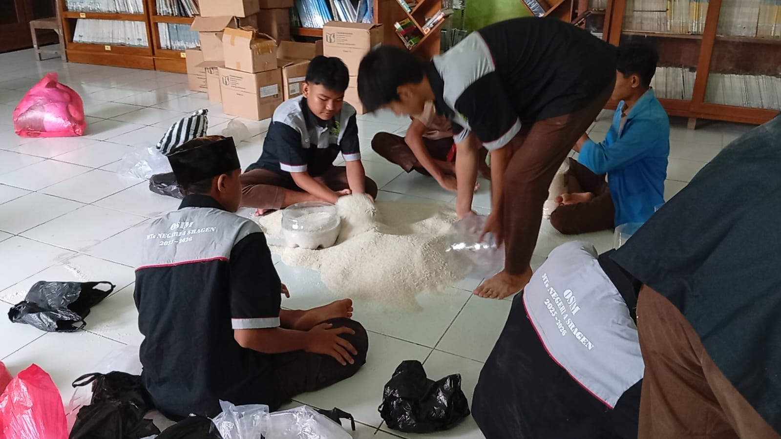 MTsN 4 Sragen Gelar Pengumpulan Zakat Fitrah di Bulan Ramadan