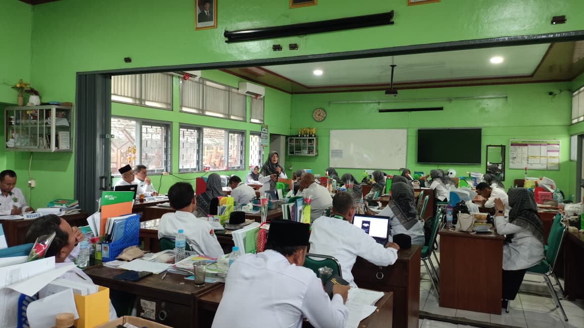 Komitmen Tingkatkan Mutu, MAN 1 Sragen Berikan Jalur Khusus dan Beasiswa Penuh bagi Siswa Berprestasi