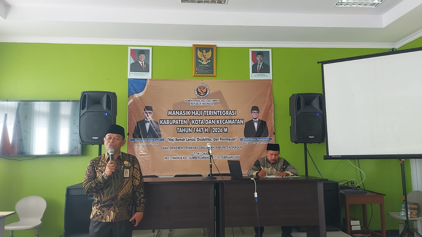 Aula SBSN MTsN 2 Sragen Dukung Kegiatan Manasik Haji Calon Jamaah Tanon dan Sumberlawang