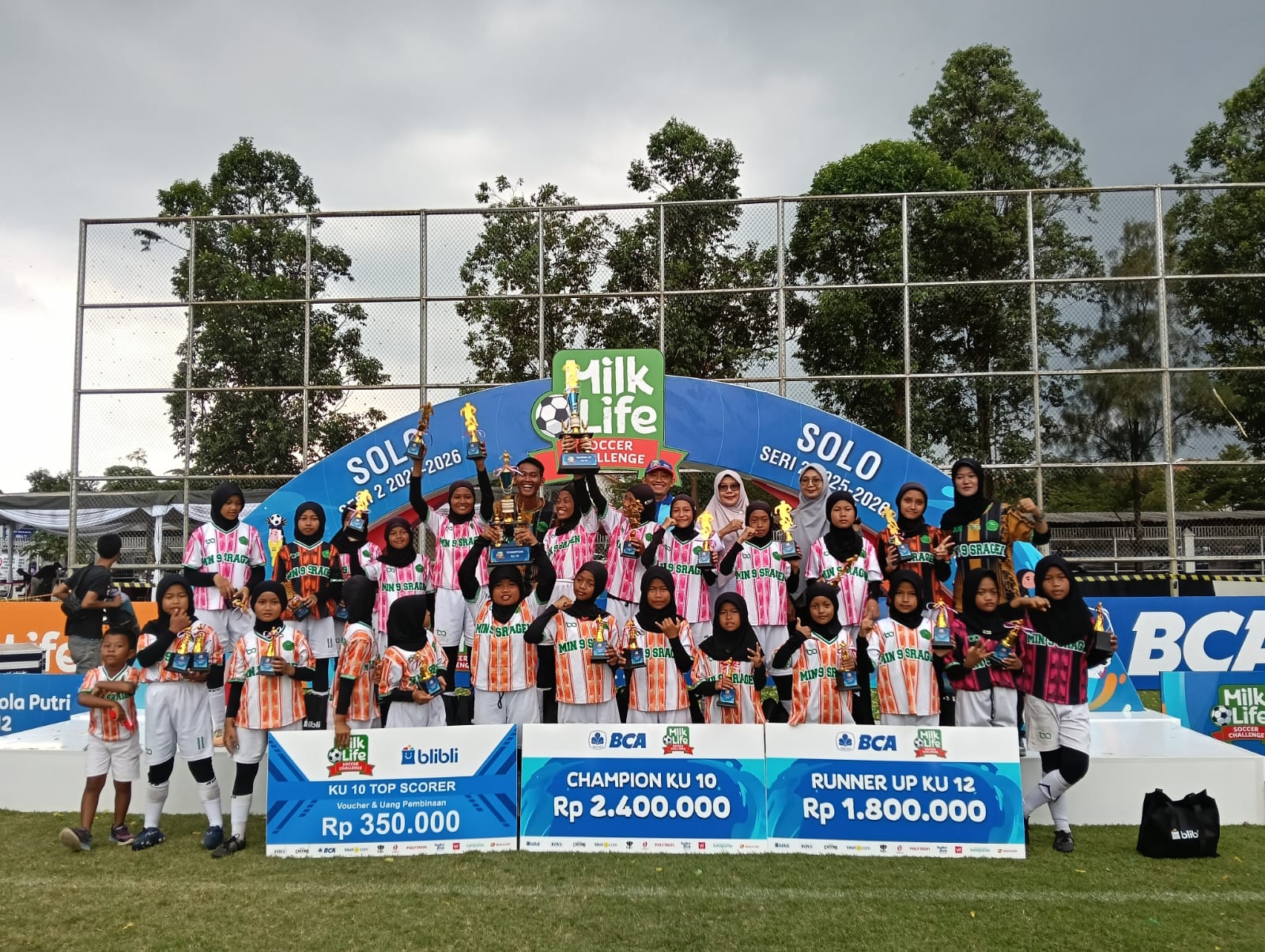 Tim Sepak Bola Putri MIN 9 Sragen Raih Gelar Juara MilkLife Soccer 2026