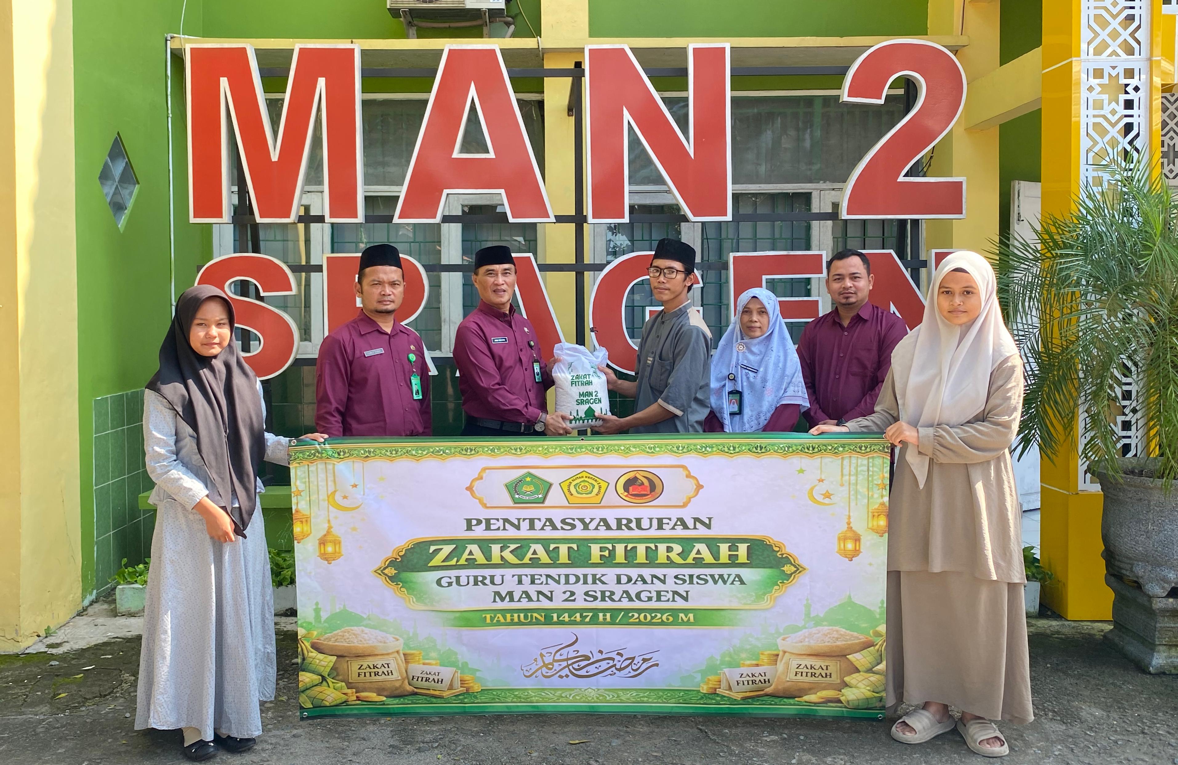 Berbagi Kebaikan Jelang Idul Fitri MAN 2 Sragen Sukses Mentasyarufkan Zakat Fitrah