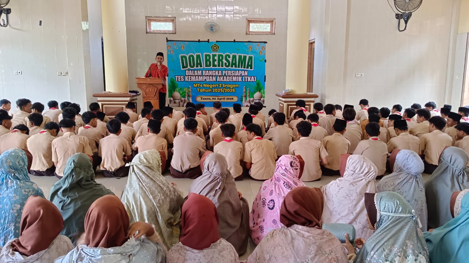 Siap Hadapi TKA, Siswa MTsN 2 Sragen Dikuatkan Lewat Istighosah