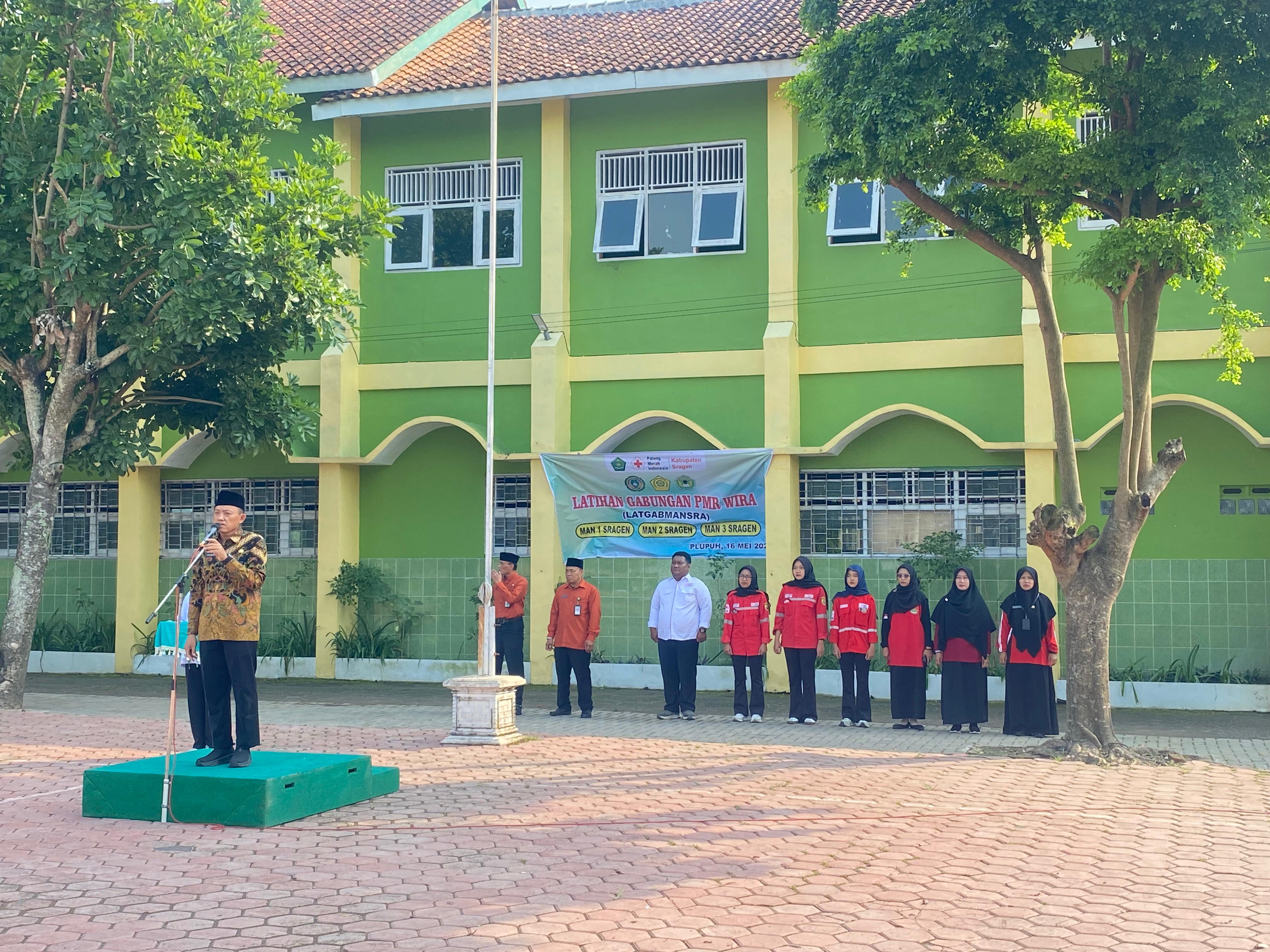 Wujudkan Solidaritas Pemuda Kemanusiaan: MAN 2 Sragen Gelar Latgab PMR WIRA Diikuti 82 Peserta