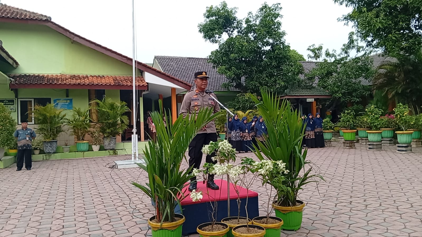 MTsN 4 Sragen Gelar Pembinaan Pelajar Bersama Polsek Plupuh, Tekankan Bijak Bermedsos dan Jauhi Narkoba