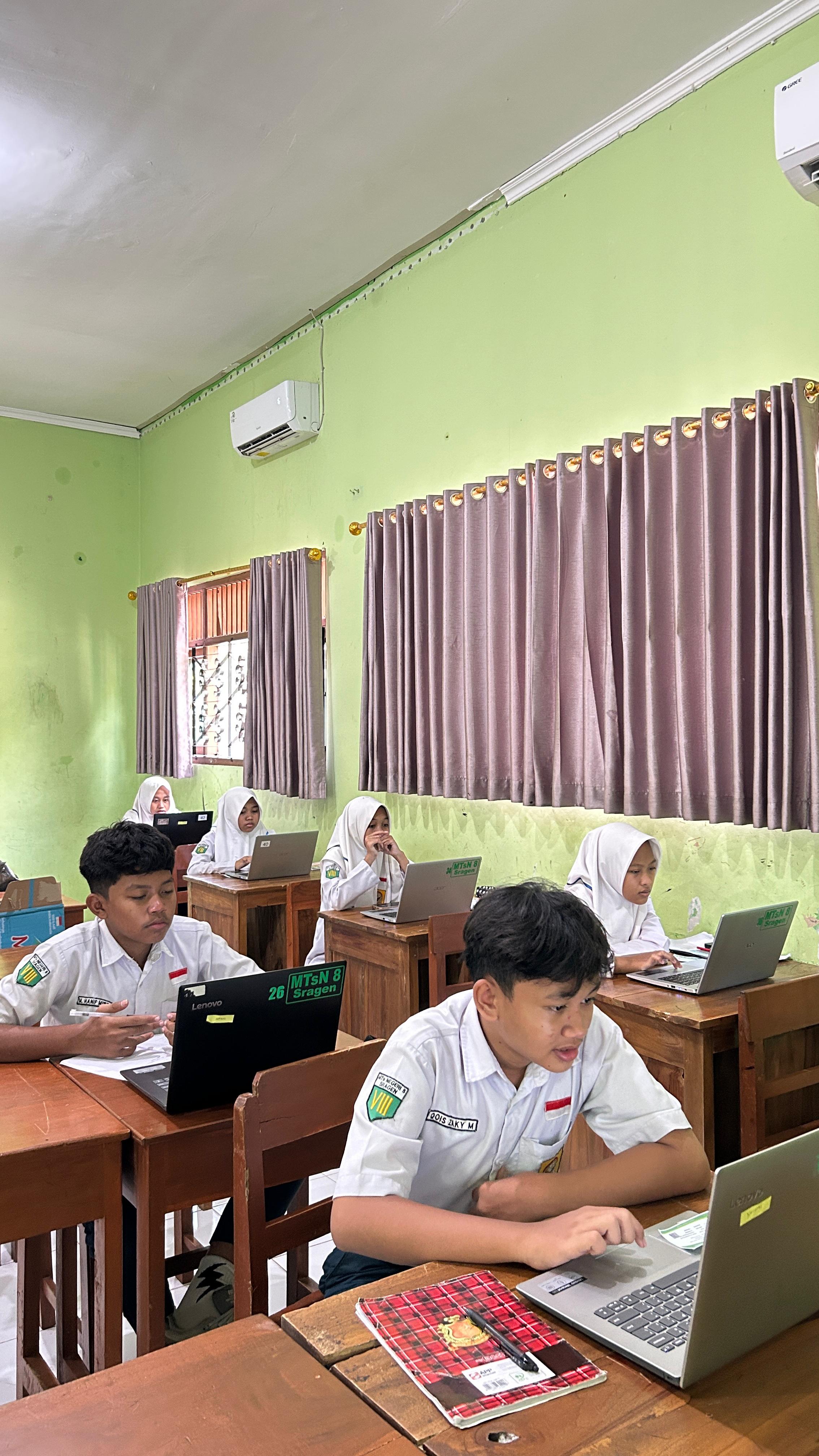 MTsN 8 Sragen Sukses Gelar Simulasi OSMA sebagai Persiapan Kompetisi Tingkat Madrasah