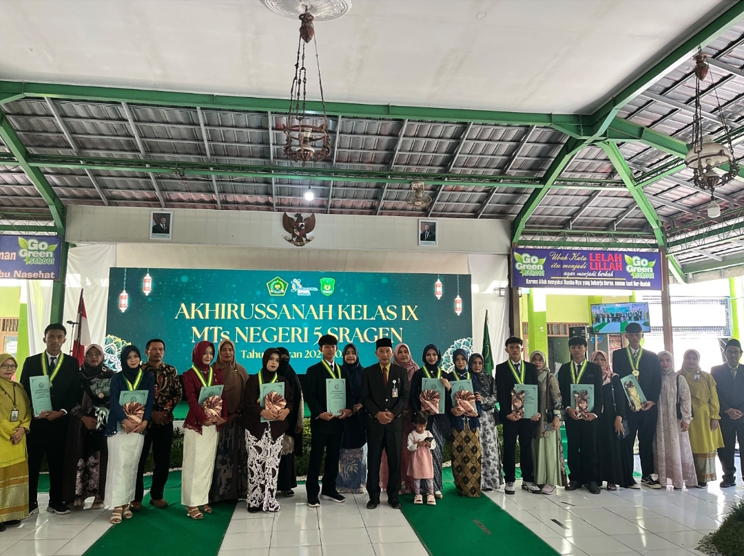 Akhirussanah MTsN 5 Sragen Berlangsung Meriah, 339 Siswa Siap Melangkah ke Jenjang Berikutnya