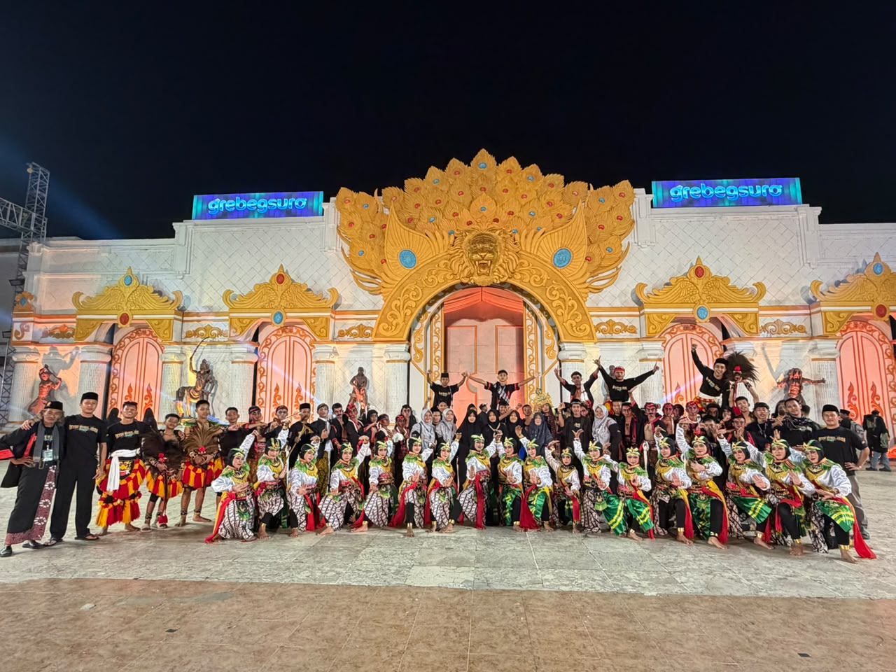 Tampil Apik di Panggung Nasional, Santri Ponpes Nurul Huda Ikuti Festival Reog Remaja 2026