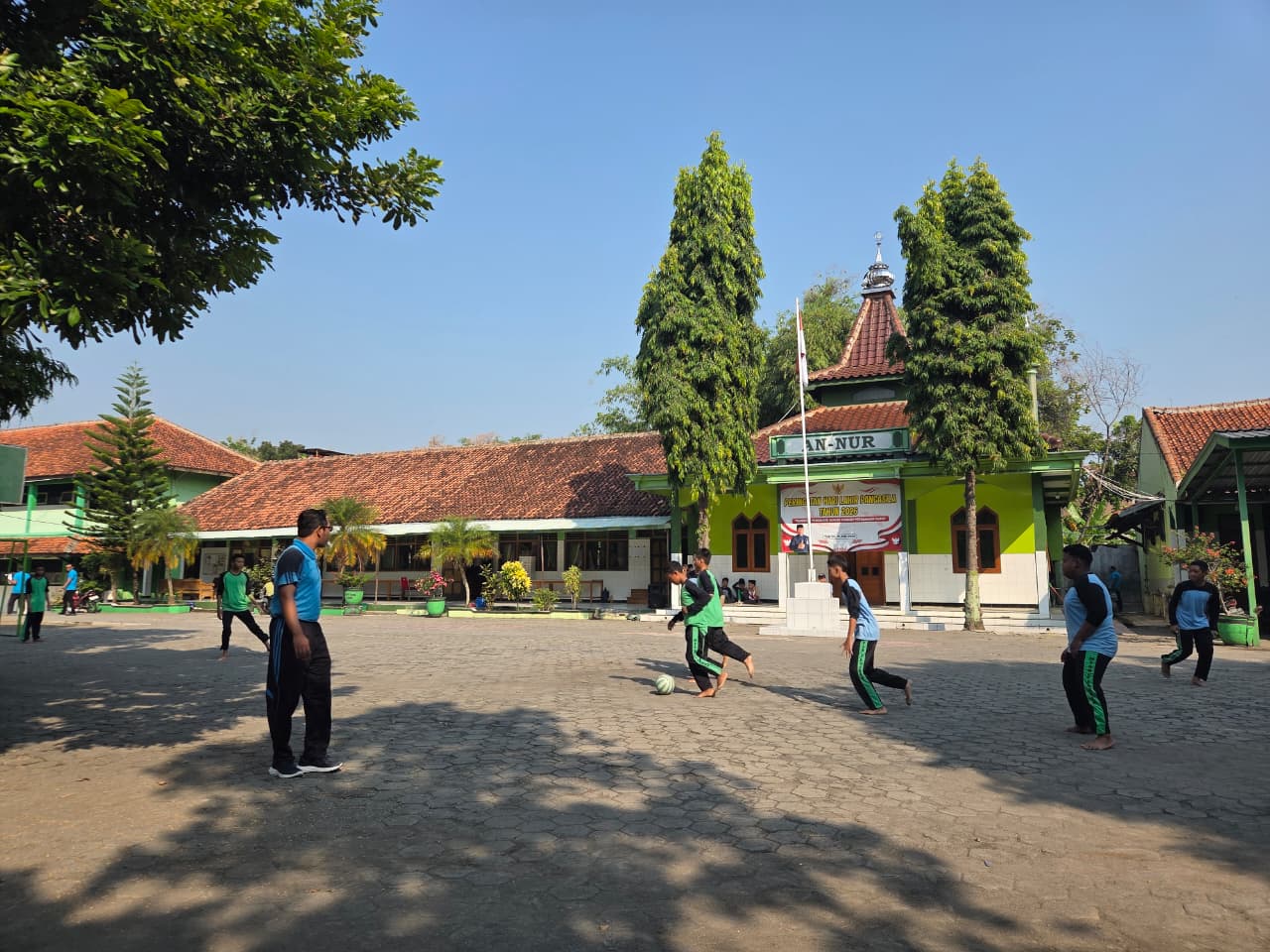 Meriah! Class Meeting Futsal MTsN 2 Sragen Satukan Semangat Antarkelas