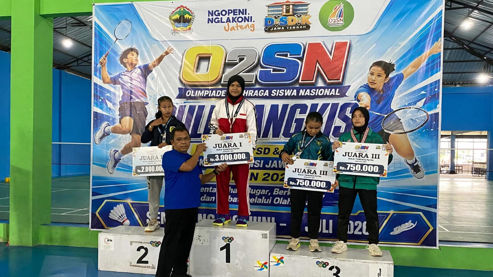 Juarai O2SN Bulu Tangkis Provinsi, Siswa MTsN 7 Sragen Siap Hadapi Panggung Nasional