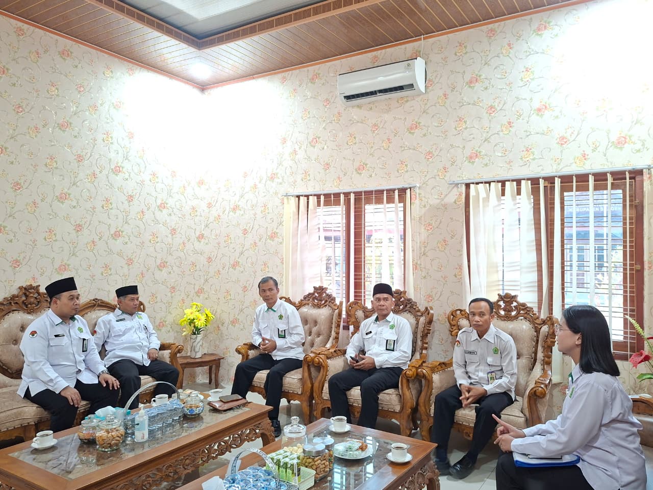 Pembimas Hindu Jateng Sambangi Kemenag Sragen, Bahas Legalitas Aset Pura