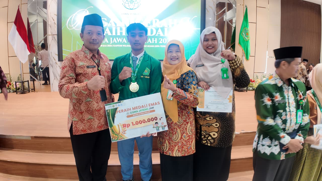 Naufal Raih Medali Emas OSMA Informatika, Harumkan Nama MAN 1 Sragen di Tingkat Provinsi