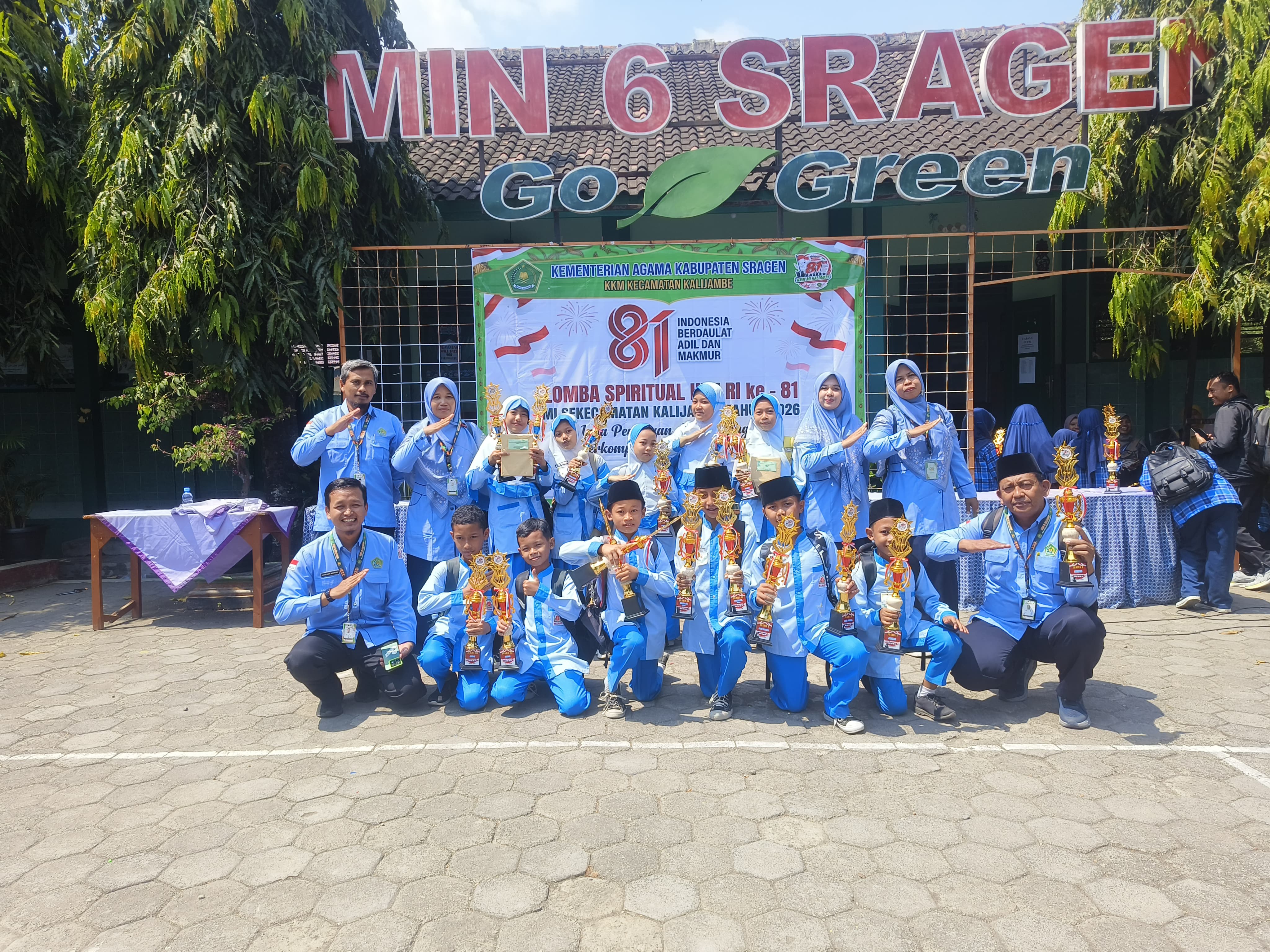 MIN 8 Sragen Raih Juara Umum pada Lomba Spiritual MI se-Kalijambe