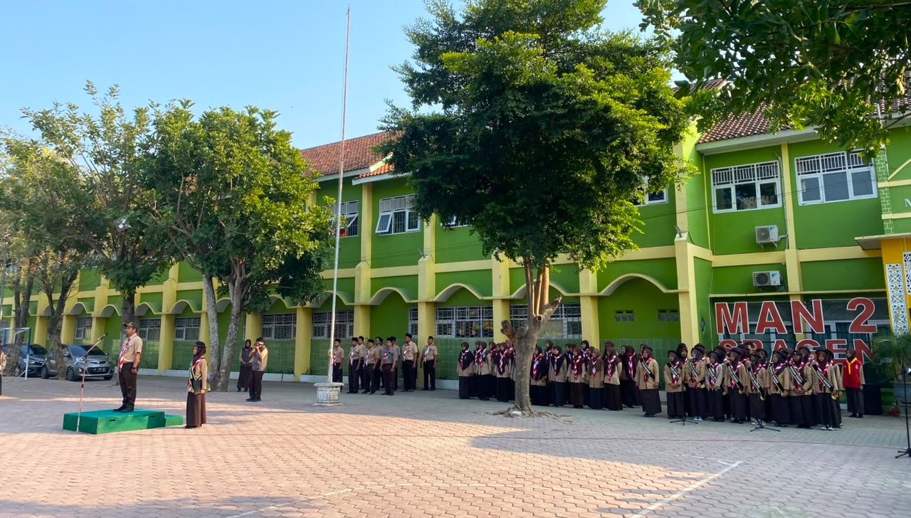 Bangun Generasi Berkarakter dengan Nilai Kepramukaan: MAN 2 Sragen Peringati Hari Pramuka ke-65