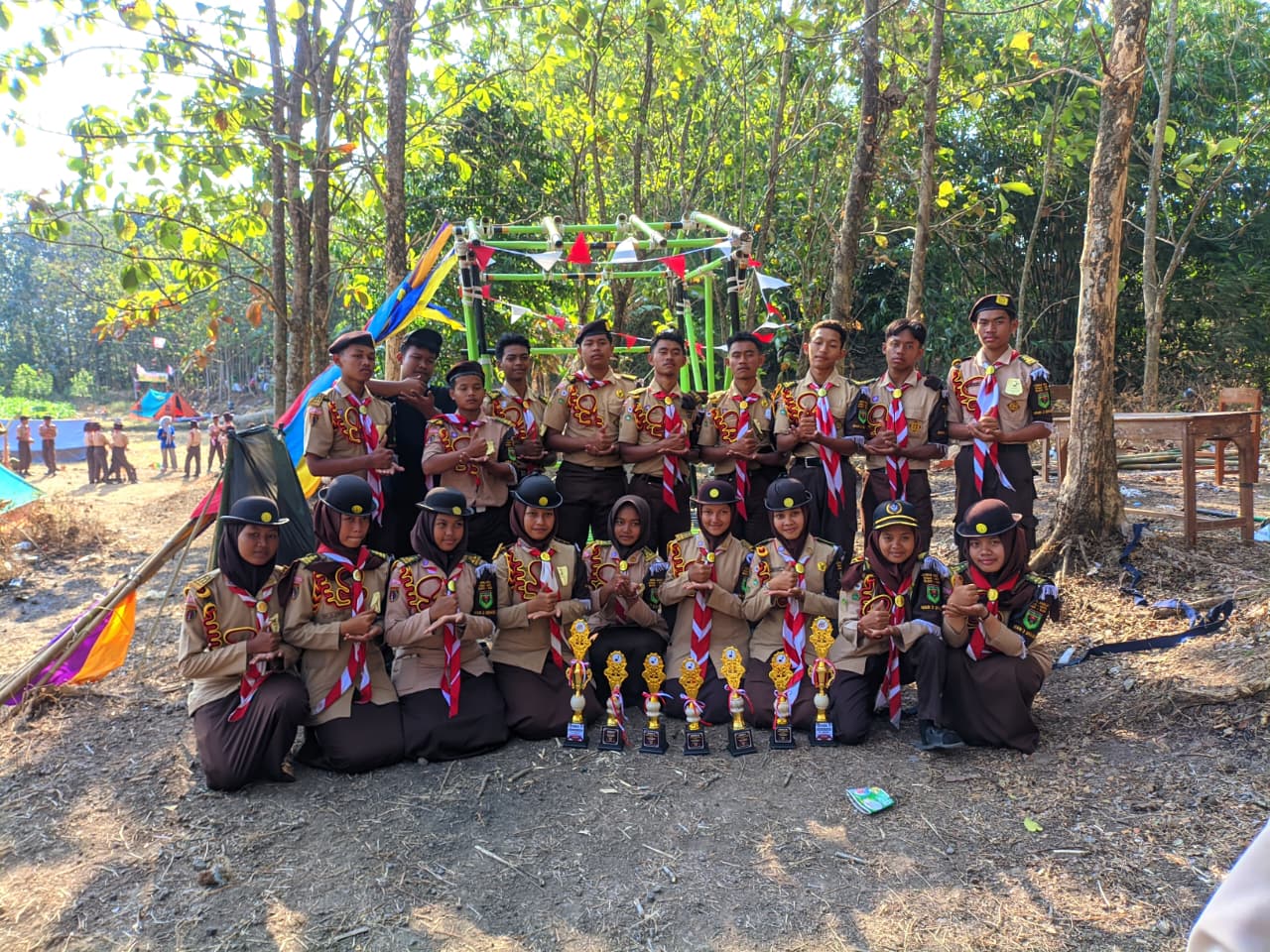 Pramuka MAN 3 Sragen Borong Tujuh Piala dan Raih Predikat Tergiat pada Perkemahan Hari Pramuka Ke-65