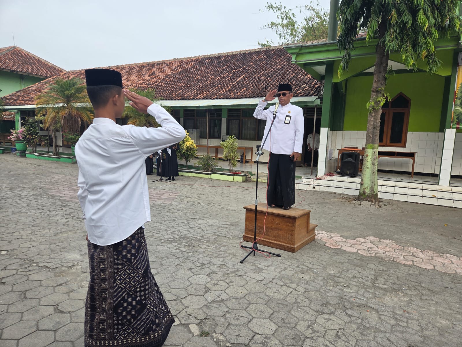 Lepas Balon Cita-Cita, MTsN 2 Sragen Tanamkan Harapan di Milad ke-57