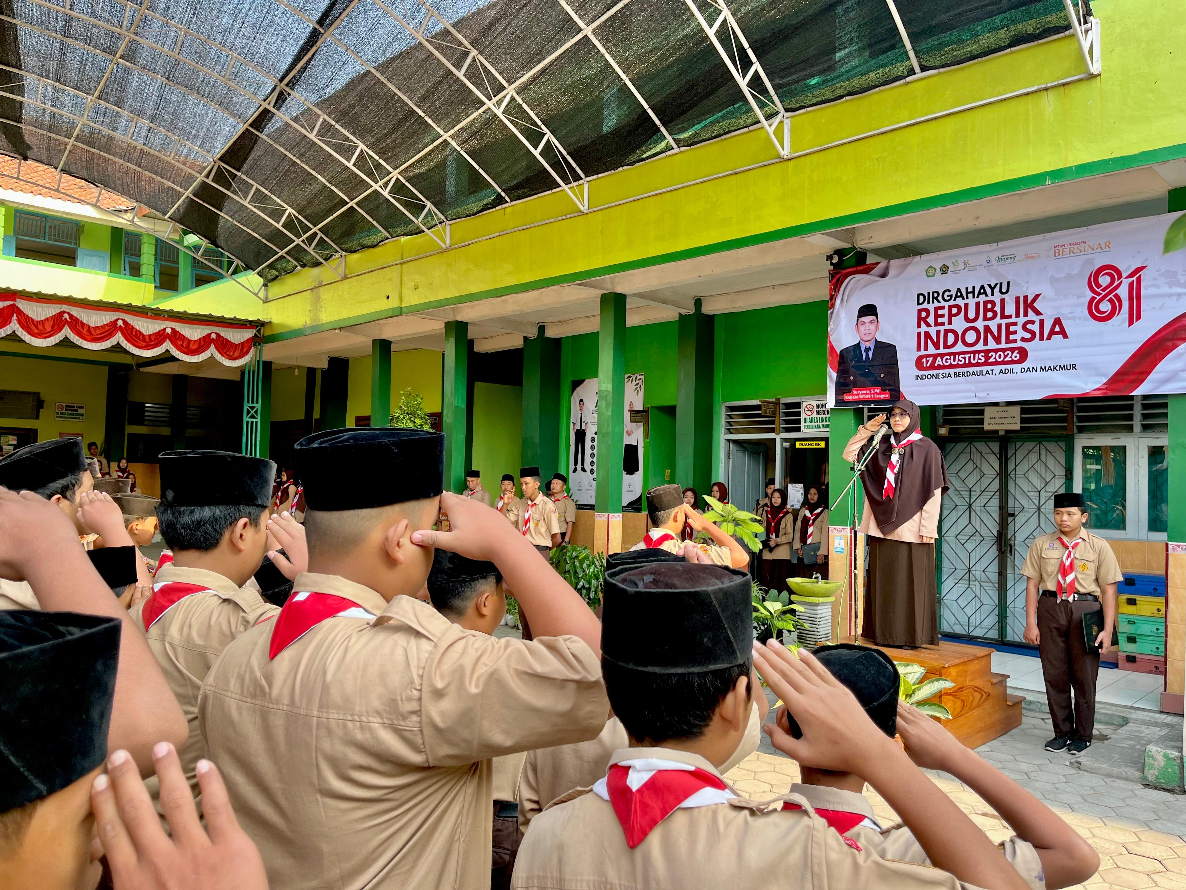 Peringati Hari Pramuka ke-65, MTsN 1 Sragen Tekankan Pentingnya Karakter dan Kemandirian