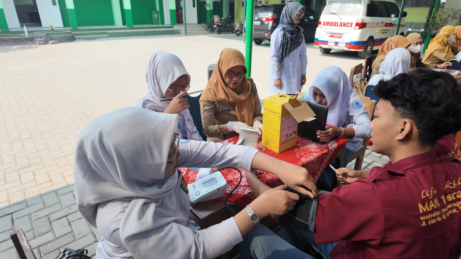 Wujudkan Generasi Sehat dan Berprestasi, MAN 1 Sragen Gelar Cek Kesehatan Gratis Bagi Seluruh Siswa