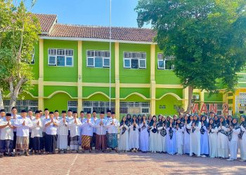 Semarak Hari Santri 2026, MAN 2 Sragen Tanamkan Semangat Keilmuan dan Kebersamaan