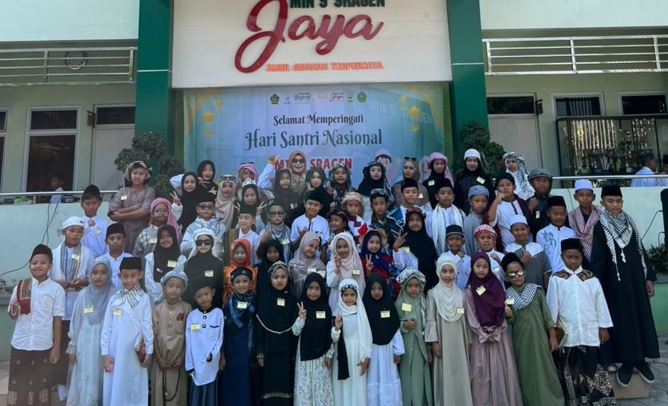 Semarak Hari Santri Nasional 2026, MIN 9 Sragen Tanamkan Semangat Santri Menguatkan Negeri Menuju Indonesia Emas