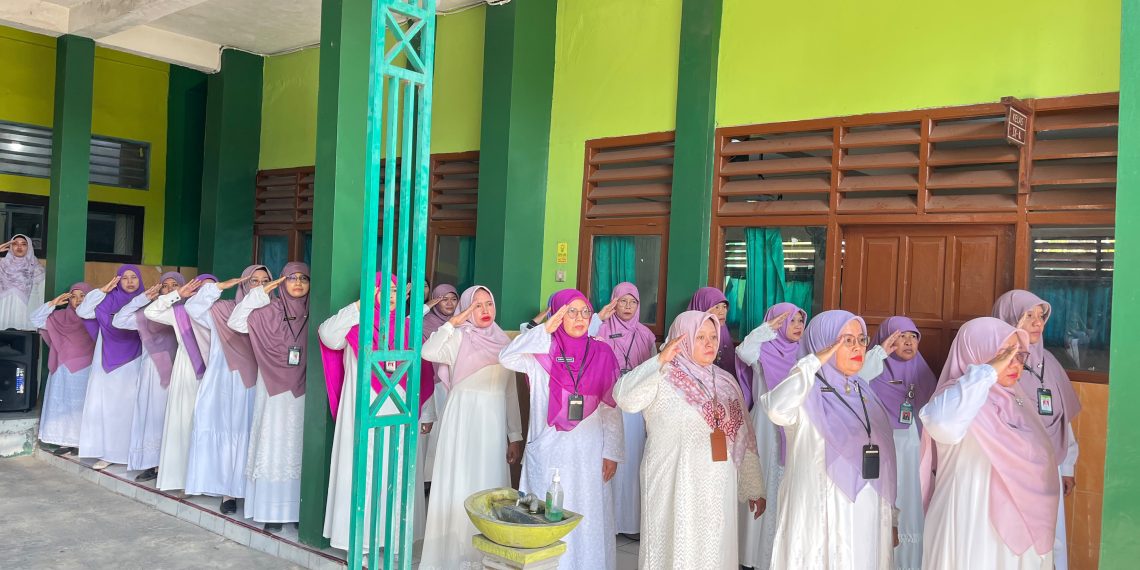 Tak Sekadar Seremoni, Hari Santri di MTsN 1 Sragen Jadi Momentum Penguatan Adab dan Karakter