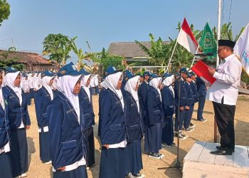 Resmi Dilantik, 26 Pengurus OSIM MTsN 6 Sragen Siap Jalankan Amanah Organisasi Masa Bakti 2026/2027